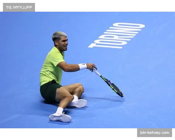 阿尔卡拉斯赛季70胜8负 锁定年终第一实至名归 阿尔卡拉斯赛季70胜8负 锁定年终第一实至名归