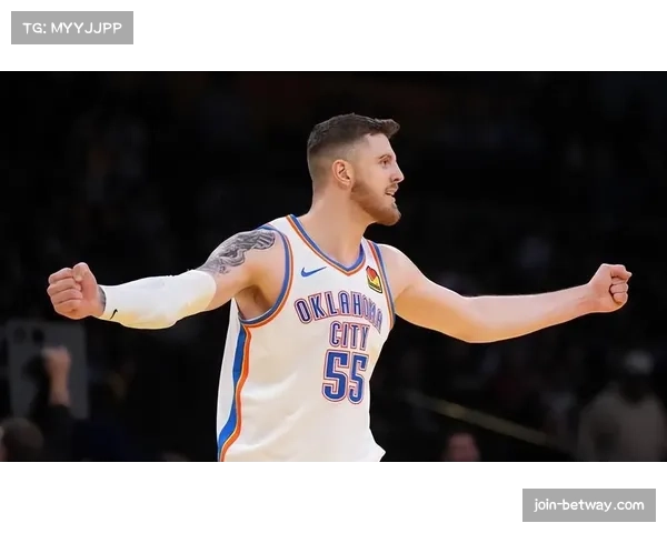 哈尔滕施泰因两双数据 雷霆内线轮换发挥稳定 哈尔滕施泰因两双数据 雷霆内线轮换发挥稳定